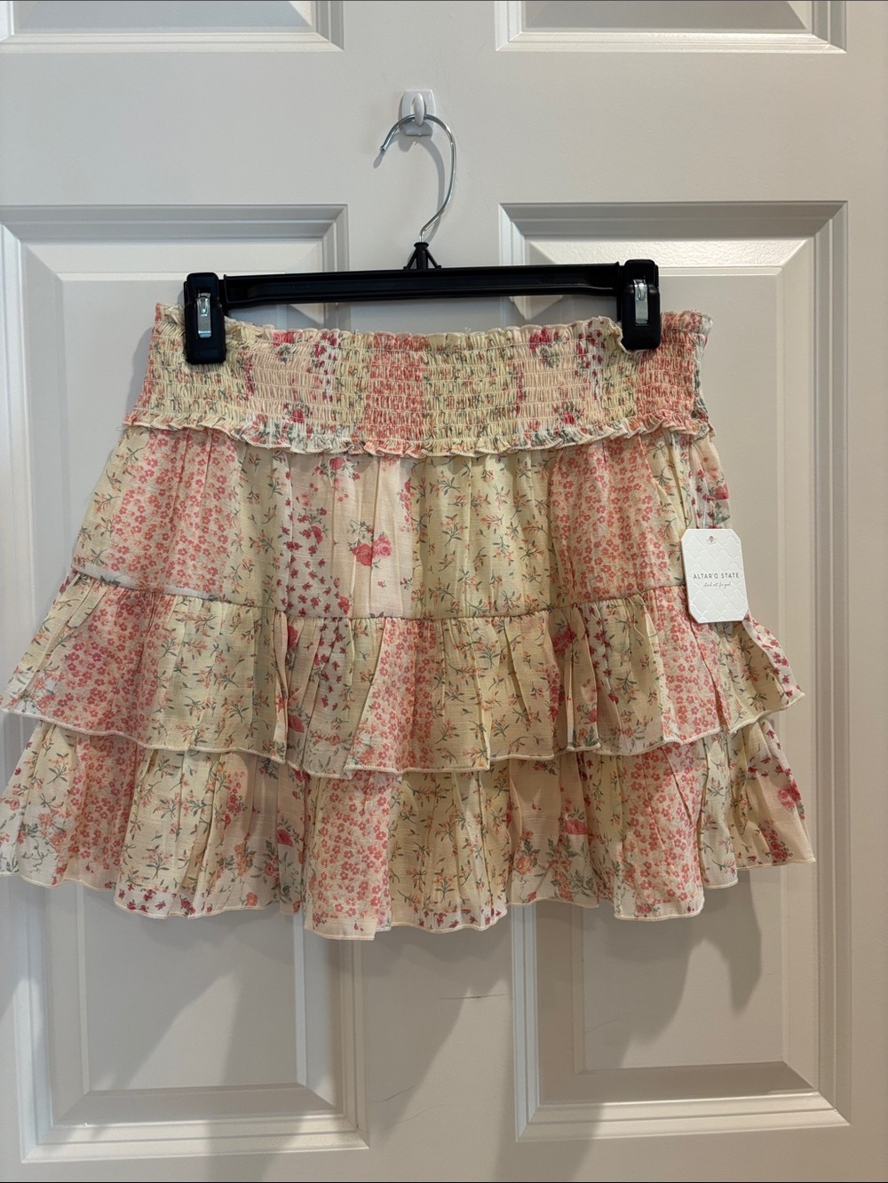 Altar’d State NWT Floral Tiered Ruffle Mini Skirt - Pink Cream